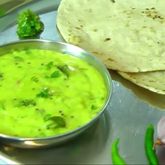 A picture of Besan curry.