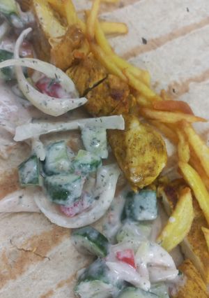 عکسی از دستور لقمه مرغ مدرسه🌯✨