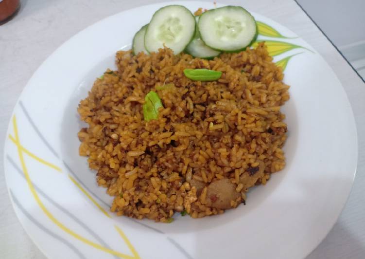 Langkah Mudah untuk Menyiapkan Nasi Goreng Chinesse Food, Bisa Manjain Lidah