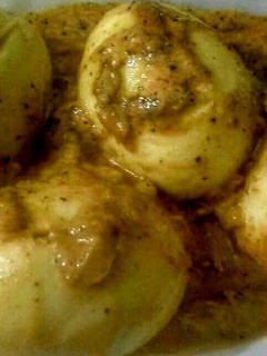 A picture of Egg with Coconut Milk/Egg Malaicurry.