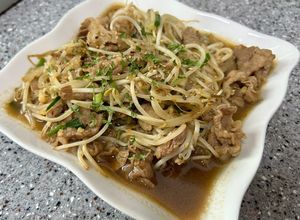 Hình của món Giá đỗ xào bò 🐄.