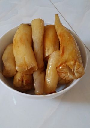 Hình của món Khoai mì ngào đường.