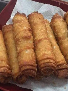 A picture of Chicken and Vegetable Spring Rolls.