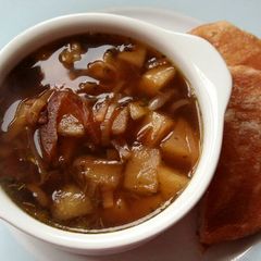 A picture of Vickys Onion & Apple Soup, GF DF EF SF NF.