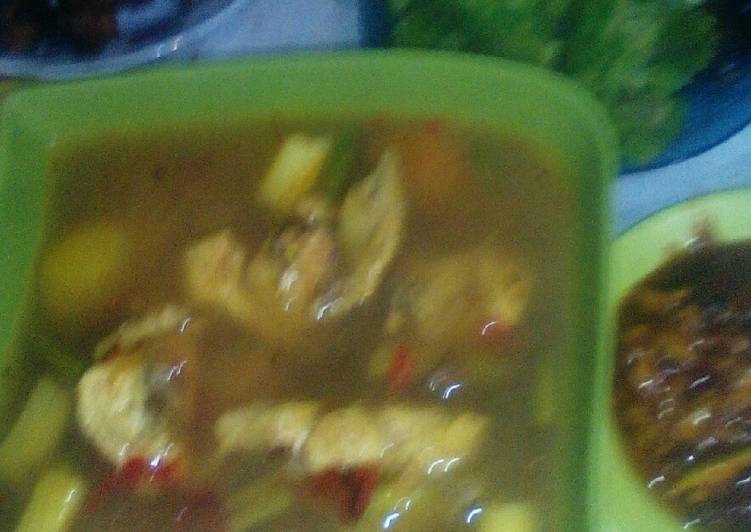11 Resep: Ayam Pindang Khas Palembang Spesial Anti Ribet!
