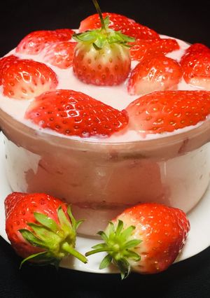 Una foto de Tiramisú de fresas🍓🍓