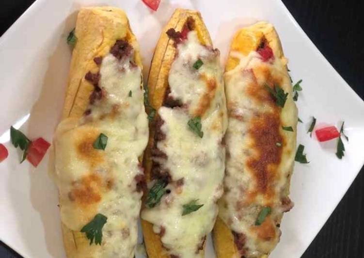 Stuffed grilled plantain and cheese