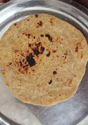A picture of Stuffed paratha.