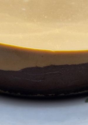 Una foto de Postre de dulce de leche y chocolate