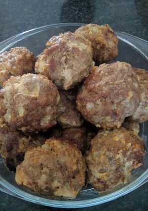 A picture of Oven baked meat balls.