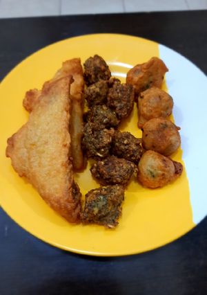 A picture of Green Moong dal pakodi.