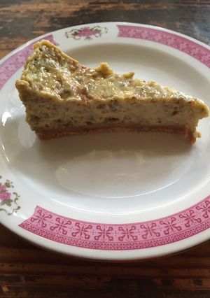 A picture of Pistachio cheesecake (pistáciový cheesecake).