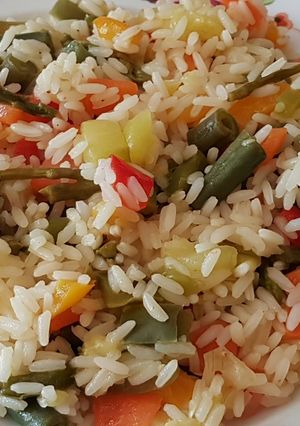 Foto principal de Arroz blanco con verduras a mi manera