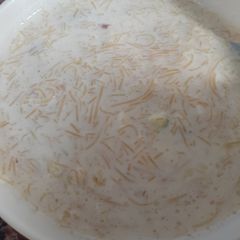 A picture of Sheer khurma.