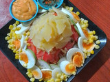สลัดผักมันฝรั่งไข่ต้ม
