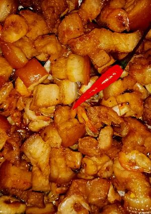 Hình của món Thịt ba chỉ rang tép.