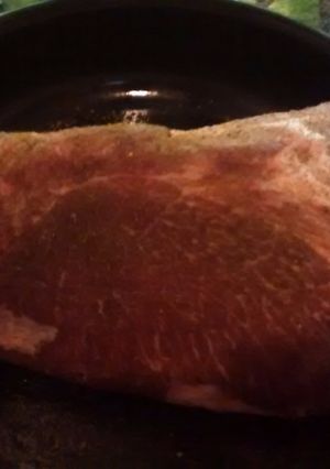 Una foto de Bondiola de Cerdo Agridulce, con verduras