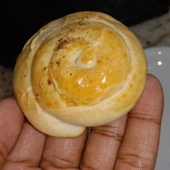 A picture of French Bread roll.