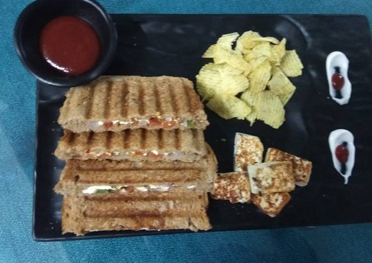 Recipe of Quick Grilled paneer sandwich platter