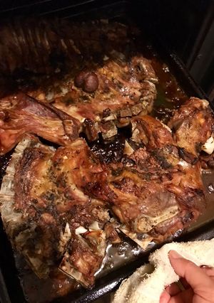 Una foto de Cordero agridulce