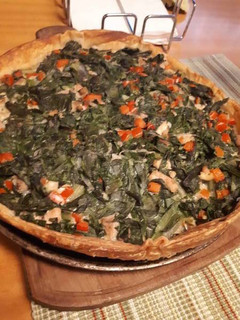 Una foto de Tarta de acelga, puerro y pollo