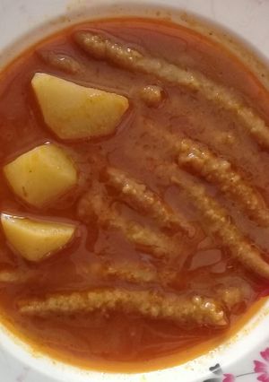 A picture of Bengal gram pakoriyan with potato.