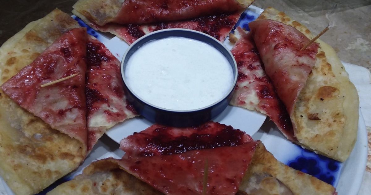 Healthy And Tasty 🍓 Jam Paratha 😋 Recipe by @Tehmina_Ameen - Cookpad