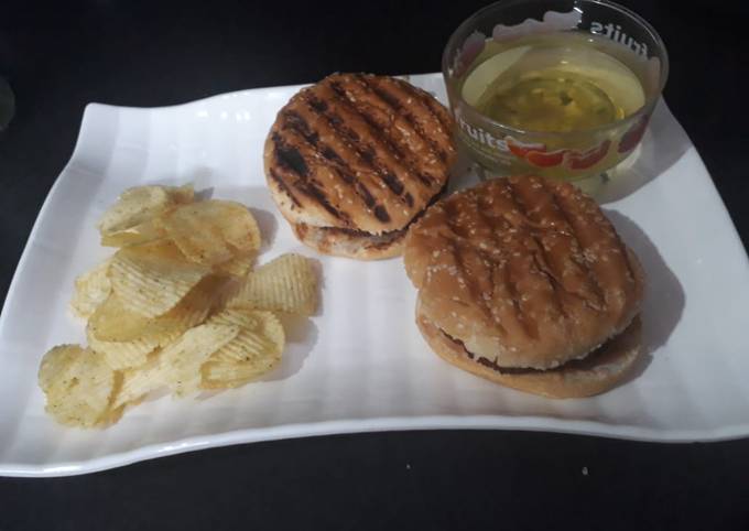 Simple Way to Prepare Quick Mc veggie burger