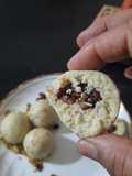 કાજુ અને મિક્ષ બેરીઝ લાડું (Kaju Mix Berries Ladoo Recipe In Gujarati)