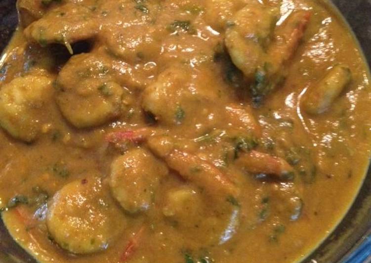 How to Make HOT Prawn Madras Curry