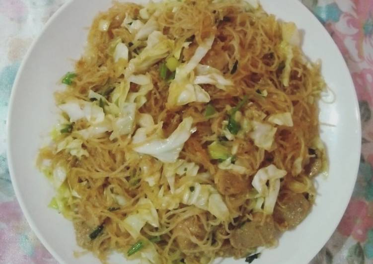 Cara Gampang Membuat Bihun Goreng dengan bumbu ala chinese food yang Menggugah Selera