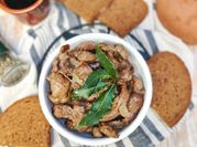 A picture of chicken red wine