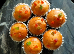 A picture of Orange Tutti Frutti Muffins.