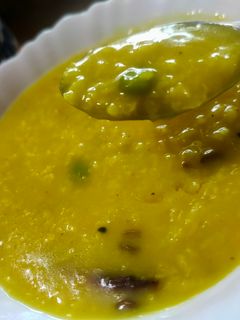মটরশুঁটি খিচুড়ি(matarshuti khichdi recipe in Bengali) রেসিপির প্রধান ছবি