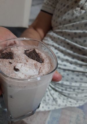 A picture of Oreo shake.