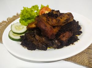 Foto resep Bebek Bumbu Hitam Khas Madura