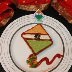 A picture of Tricoloured Kite Creamy Sandwich.