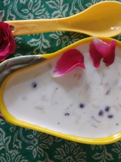 "દૂધપાક"(dudhpaka recipe in gujarati) રેસીપી મુખ્ય ફોટો