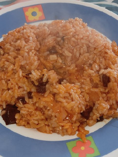 Una foto de Arroz con calamares en salsa americana en olla GM