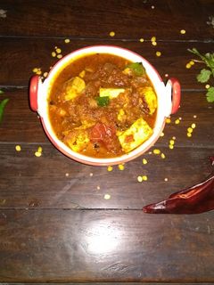 तंदूरी पनीर टमाटर ग्रेवी (Tandoori Paneer Tamatar gravy recipe in hindi) रेसिपी मुख्य फोटो