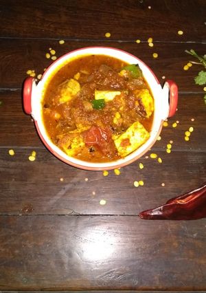 तंदूरी पनीर टमाटर ग्रेवी (Tandoori Paneer Tamatar gravy recipe in hindi) रेसिपी मुख्य फोटो