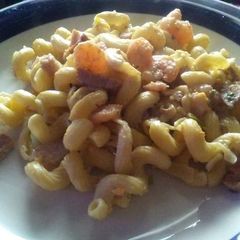 A picture of Easy ham & shrimp Pasta.