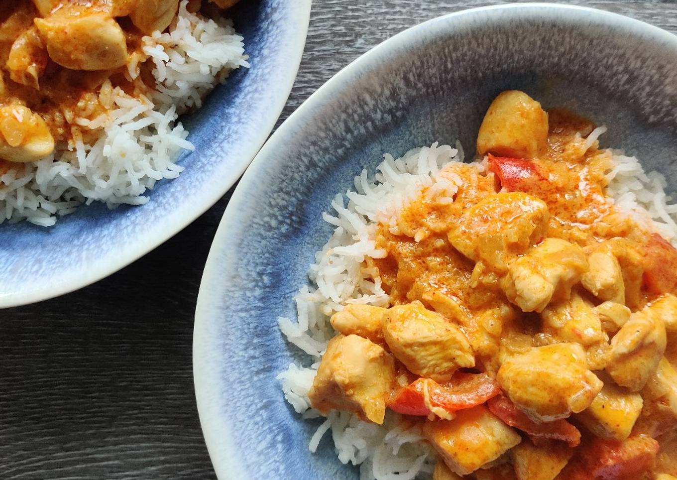 Coconut milk pets with paprika