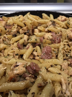 Una foto de Macarrones con pollo