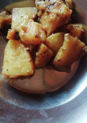 A picture of Jeera aalu.