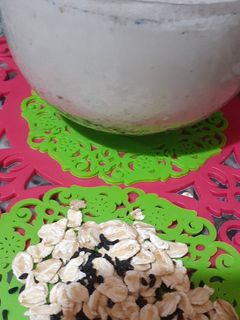 صورة لوصفة فطار الشوفان باللبن 🥣