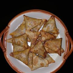 A picture of Keema samosa.