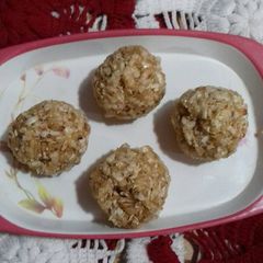 A picture of Poha ball.
