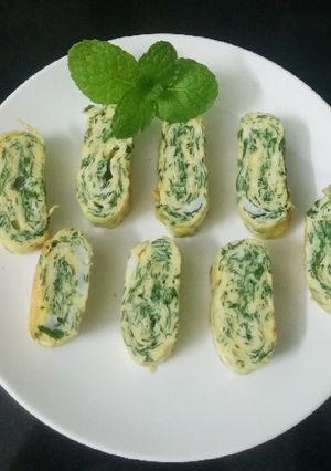 Hình của món Trứng chiên lá hẹ.