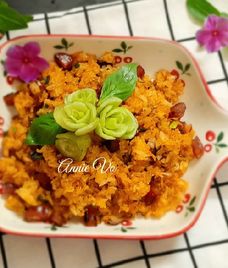 cơm chiên bột chiên giòn